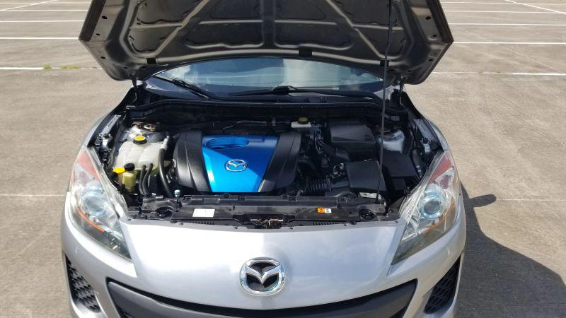 2013 Mazda Mazda3 i Touring