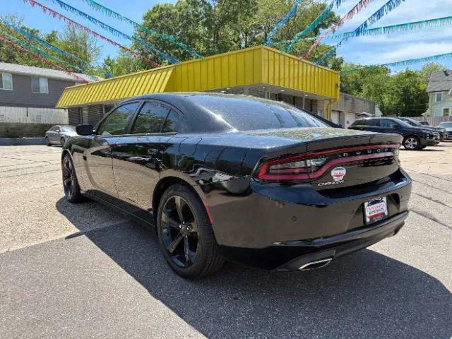 2019 Dodge Charger SXT RWD