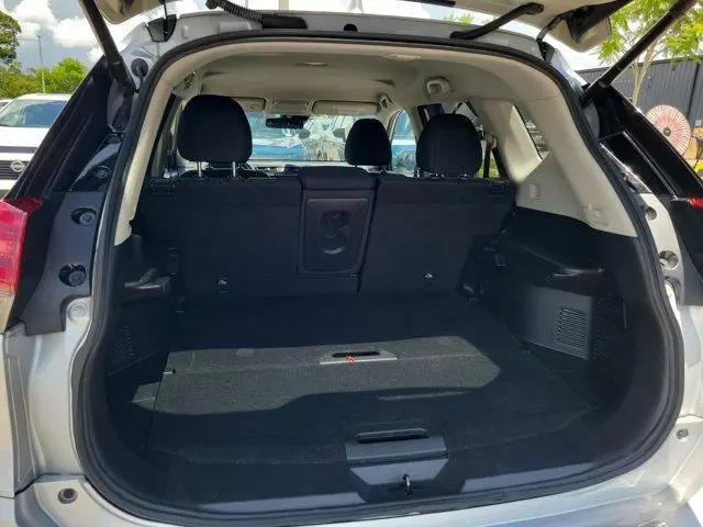 2020 Nissan Rogue SV FWD