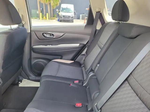 2020 Nissan Rogue SV FWD