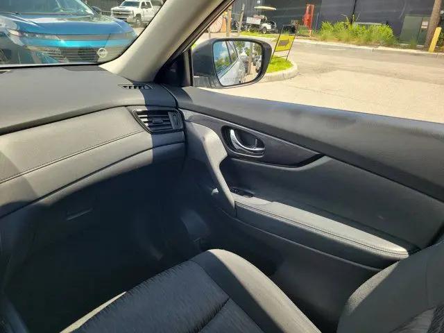 2020 Nissan Rogue SV FWD