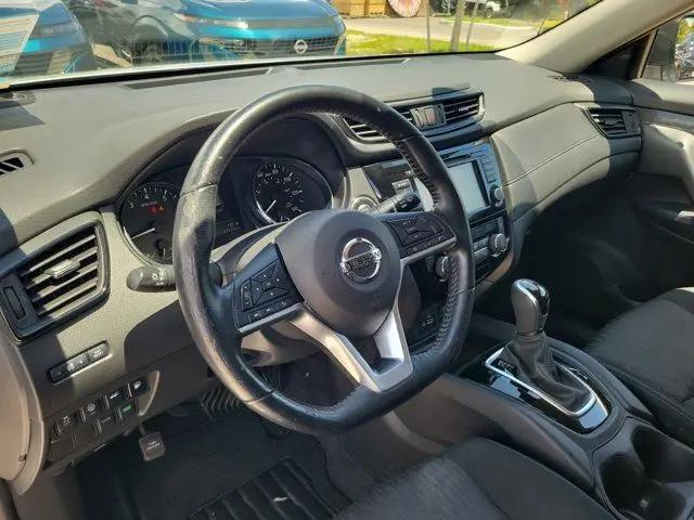 2020 Nissan Rogue SV FWD
