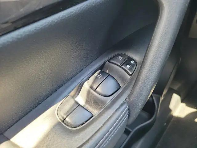 2020 Nissan Rogue SV FWD