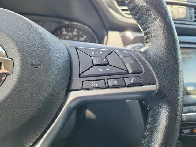 2020 Nissan Rogue SV FWD
