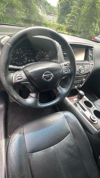 2014 Nissan Pathfinder SL
