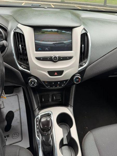 2017 Chevrolet Cruze LS Auto