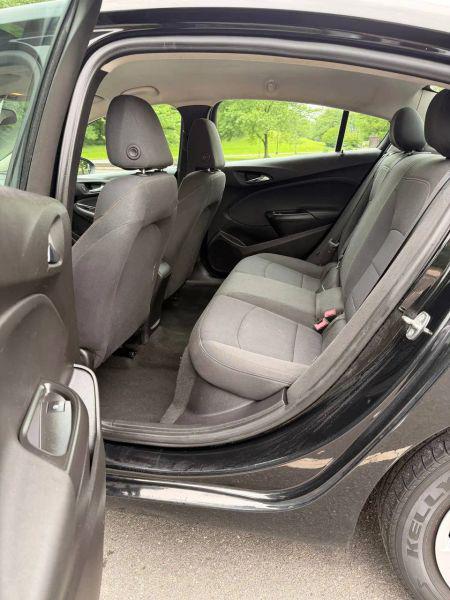 2017 Chevrolet Cruze LS Auto