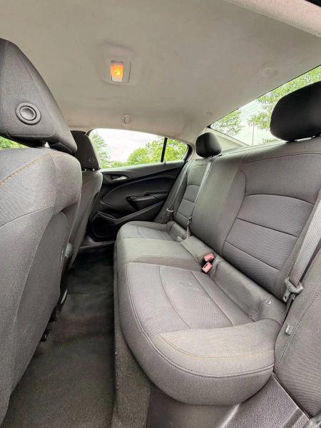 2017 Chevrolet Cruze LS Auto