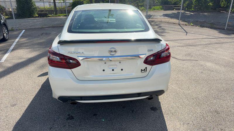 2017 Nissan Altima 2.5 SR