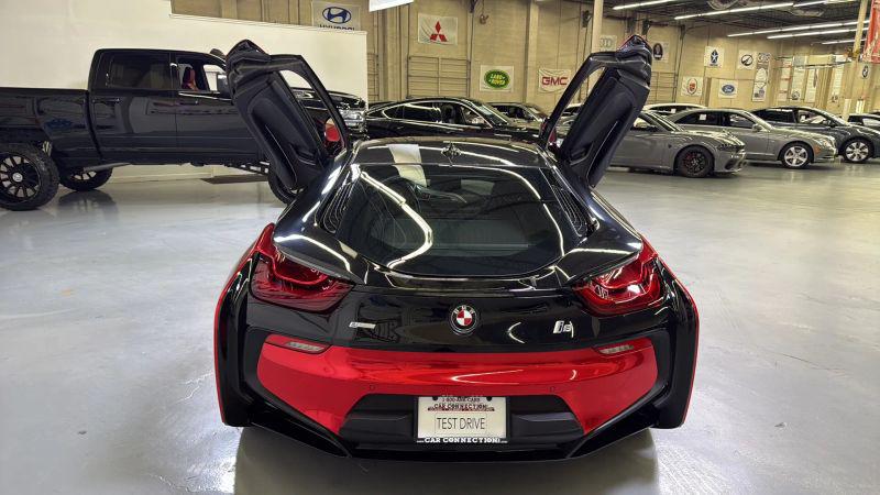 2015 BMW i8 Base