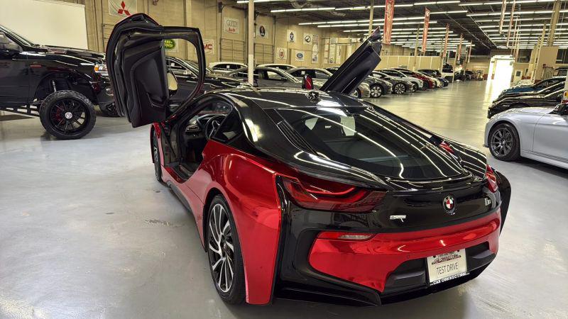 2015 BMW i8 Base