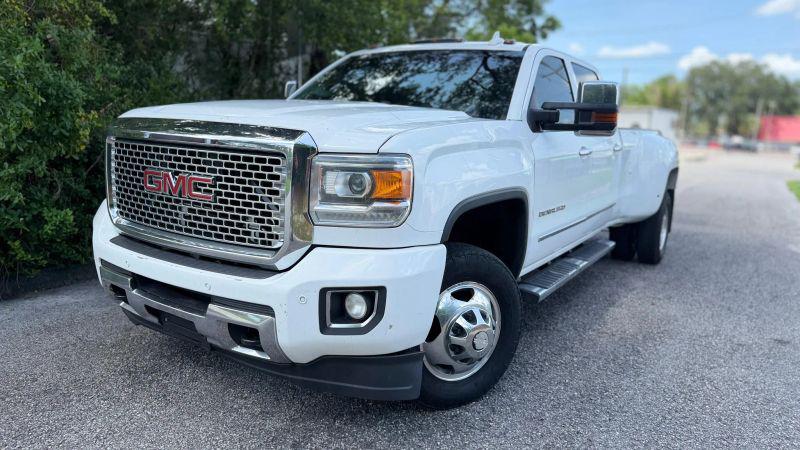 2015 GMC Sierra 3500HD Denali