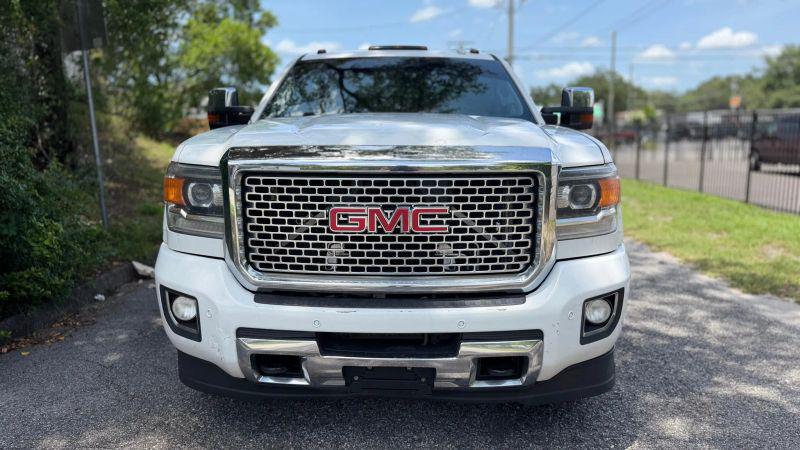 2015 GMC Sierra 3500HD Denali