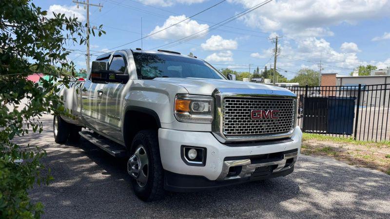 2015 GMC Sierra 3500HD Denali