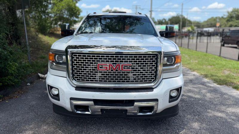 2015 GMC Sierra 3500HD Denali