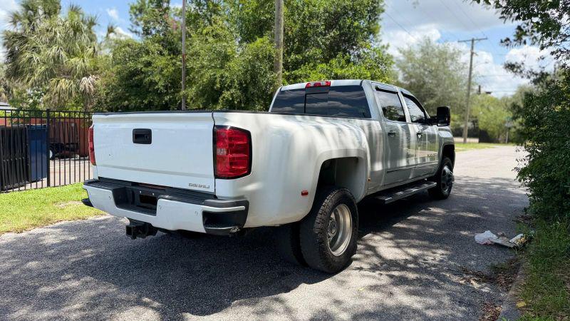 2015 GMC Sierra 3500HD Denali