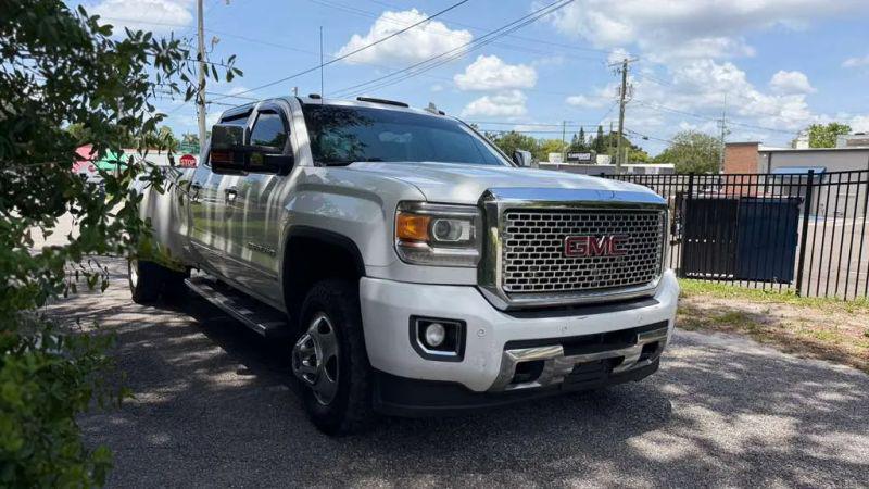 2015 GMC Sierra 3500HD Denali