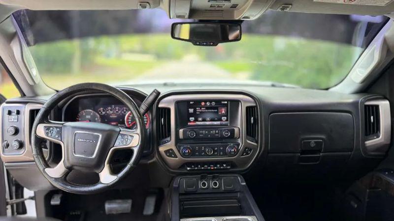 2015 GMC Sierra 3500HD Denali
