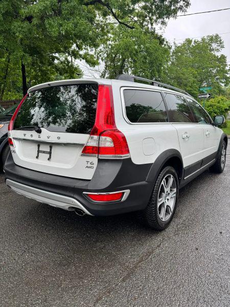 2015 Volvo XC70 T6 Platinum
