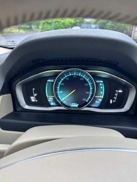 2015 Volvo XC70 T6 Platinum