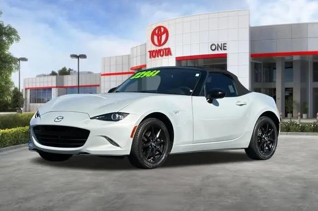 2019 Mazda MX-5 Sport