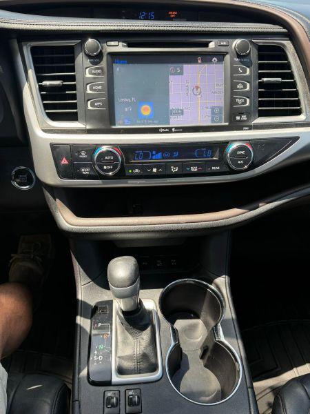 2015 Toyota Highlander XLE V6