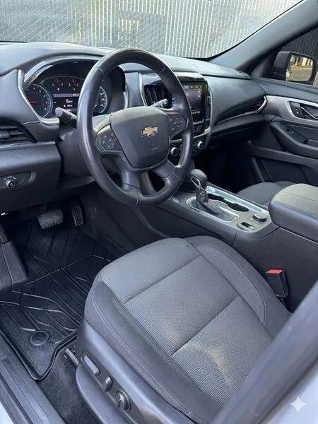 2022 Chevrolet Traverse FWD LT Cloth