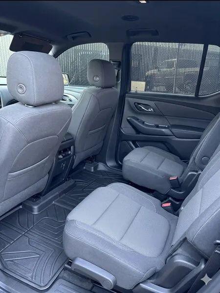 2022 Chevrolet Traverse FWD LT Cloth