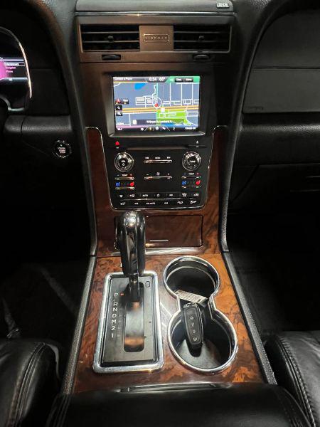 2015 Lincoln Navigator Base