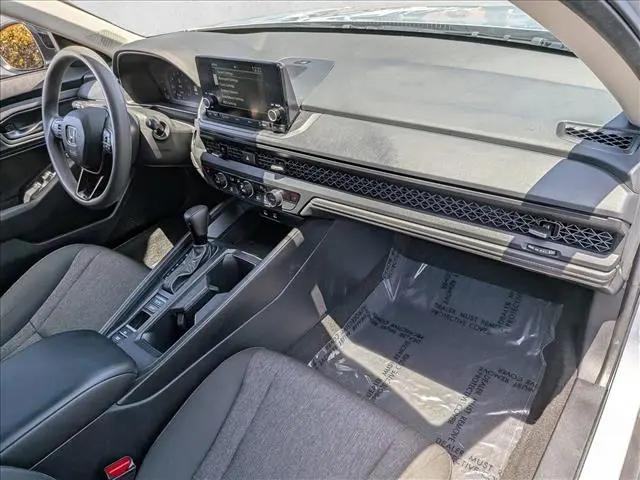 2025 Honda Accord Sedan SE