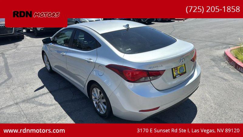 2015 Hyundai Elantra SE