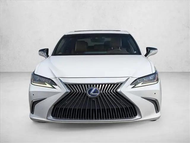 2020 Lexus ES 300h Luxury