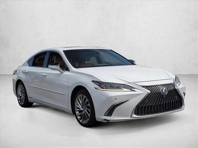 2020 Lexus ES 300h Luxury