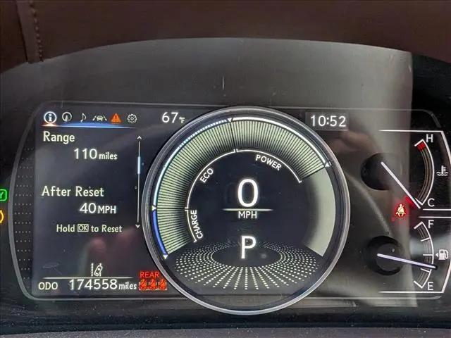 2020 Lexus ES 300h Luxury
