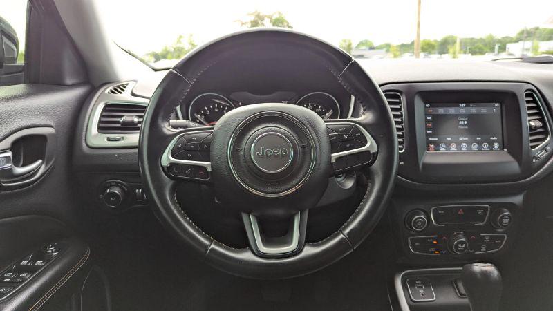 2018 Jeep Compass Latitude FWD