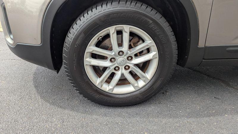 2015 Kia Sorento LX V6