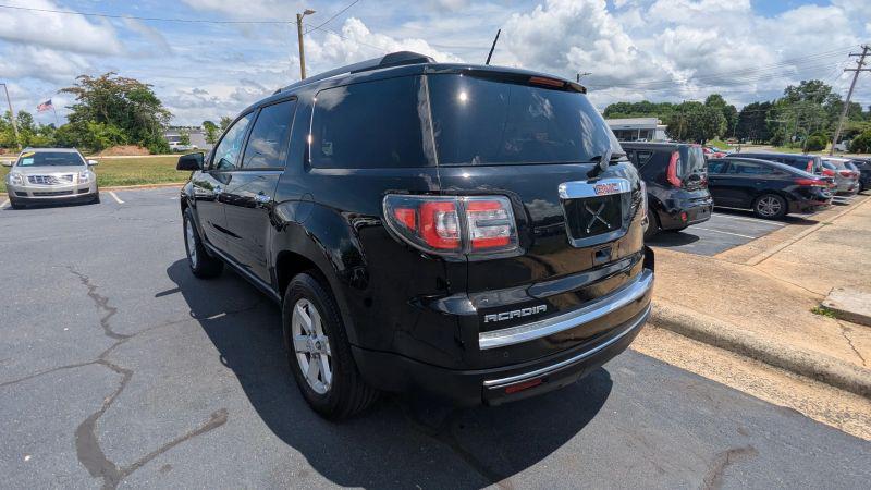 2016 GMC Acadia SLE-2