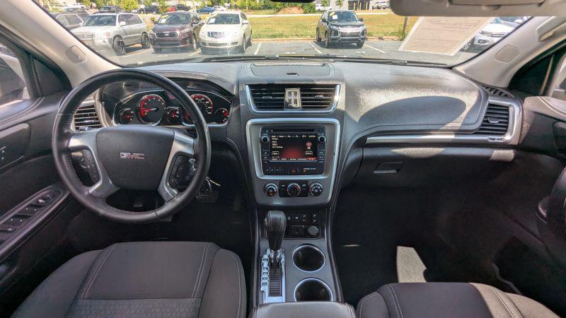 2016 GMC Acadia SLE-2