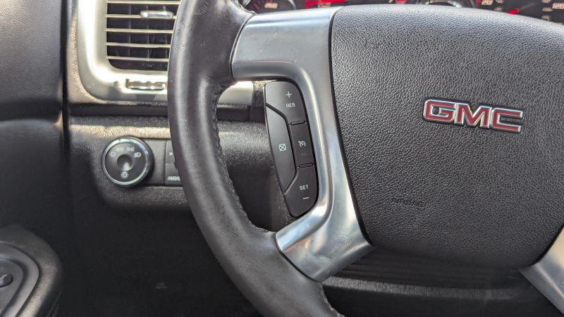 2016 GMC Acadia SLE-2