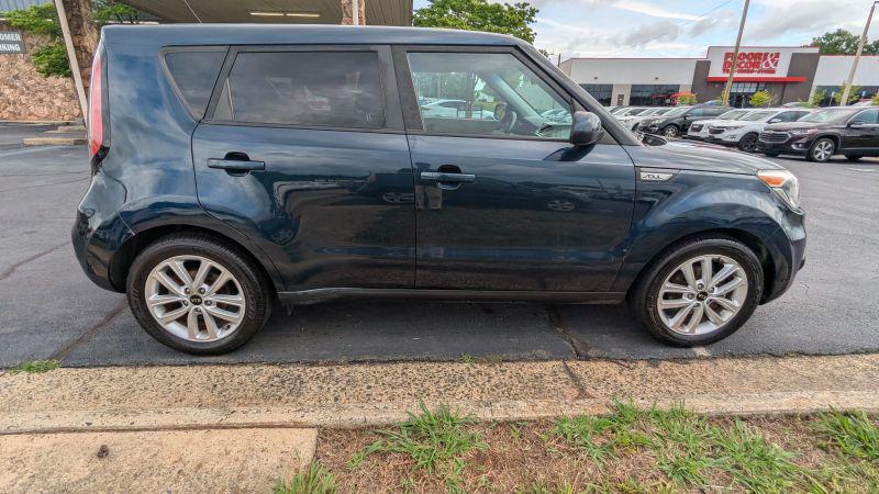 2019 Kia Soul +
