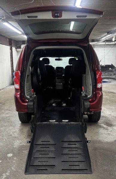 2015 Dodge Grand Caravan SE Plus for sale in Elgin, IL