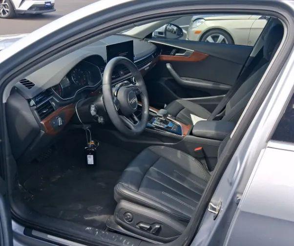 2023 Audi A4 Premium 40 TFSI quattro S tronic