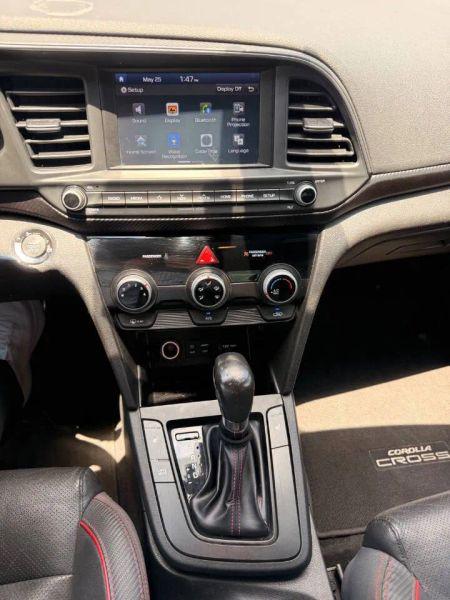 2019 Hyundai Elantra Sport