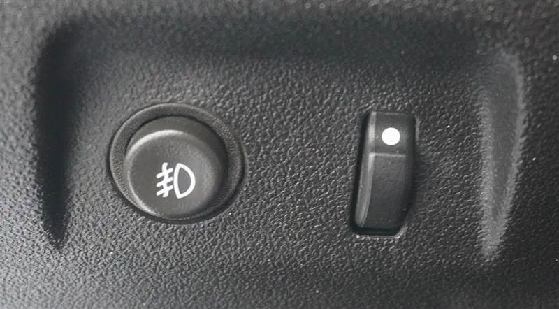 2008 Saturn Sky Base