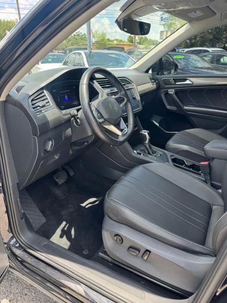 2023 Volkswagen Tiguan 2.0T SE
