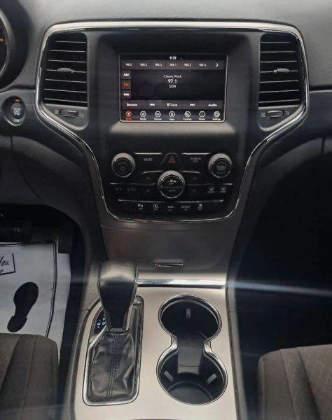 2021 Jeep Grand Cherokee Laredo E 4x2