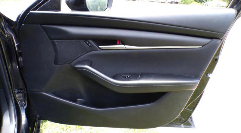 2022 Mazda Mazda3 2.0