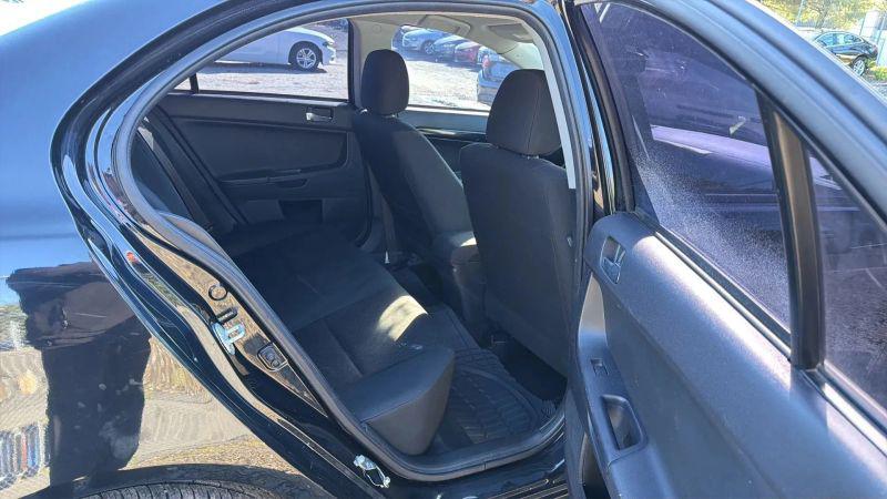 2016 Mitsubishi Lancer ES