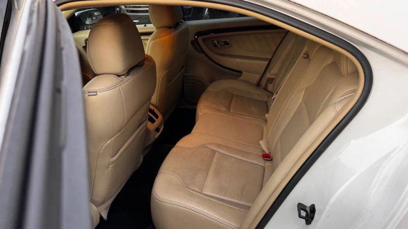 2016 Ford Taurus Limited