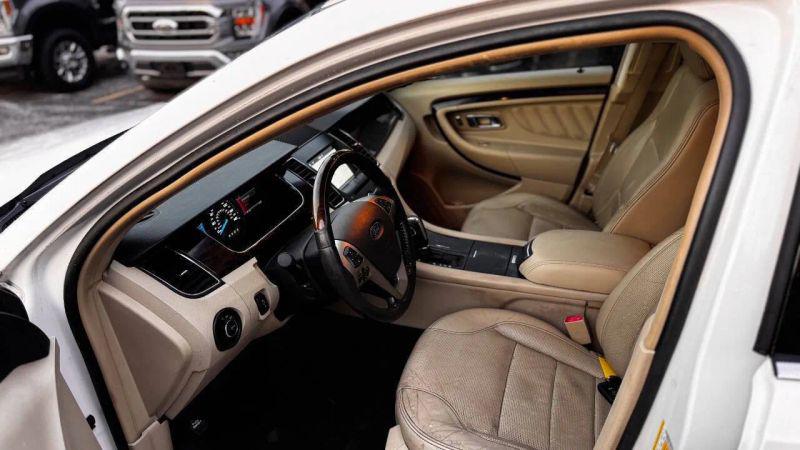 2016 Ford Taurus Limited